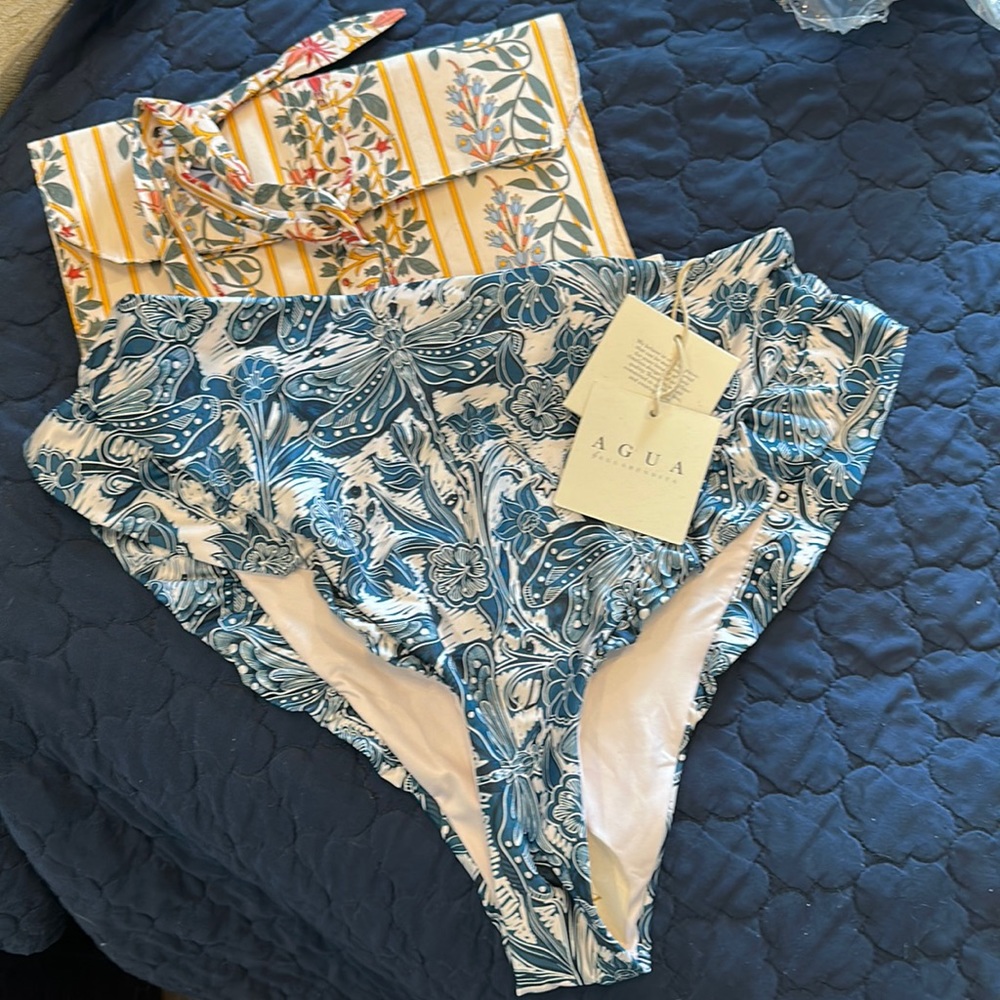 NWT Large Agua Bendita libuelulas Noche Swim bottoms